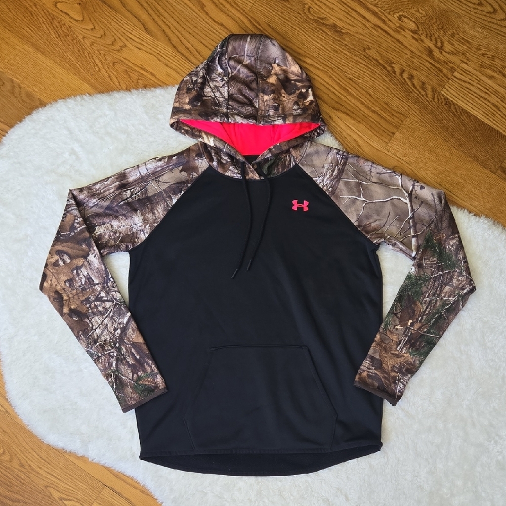 Under Armour Cold Gear Camo Hoodie, Womens Medium